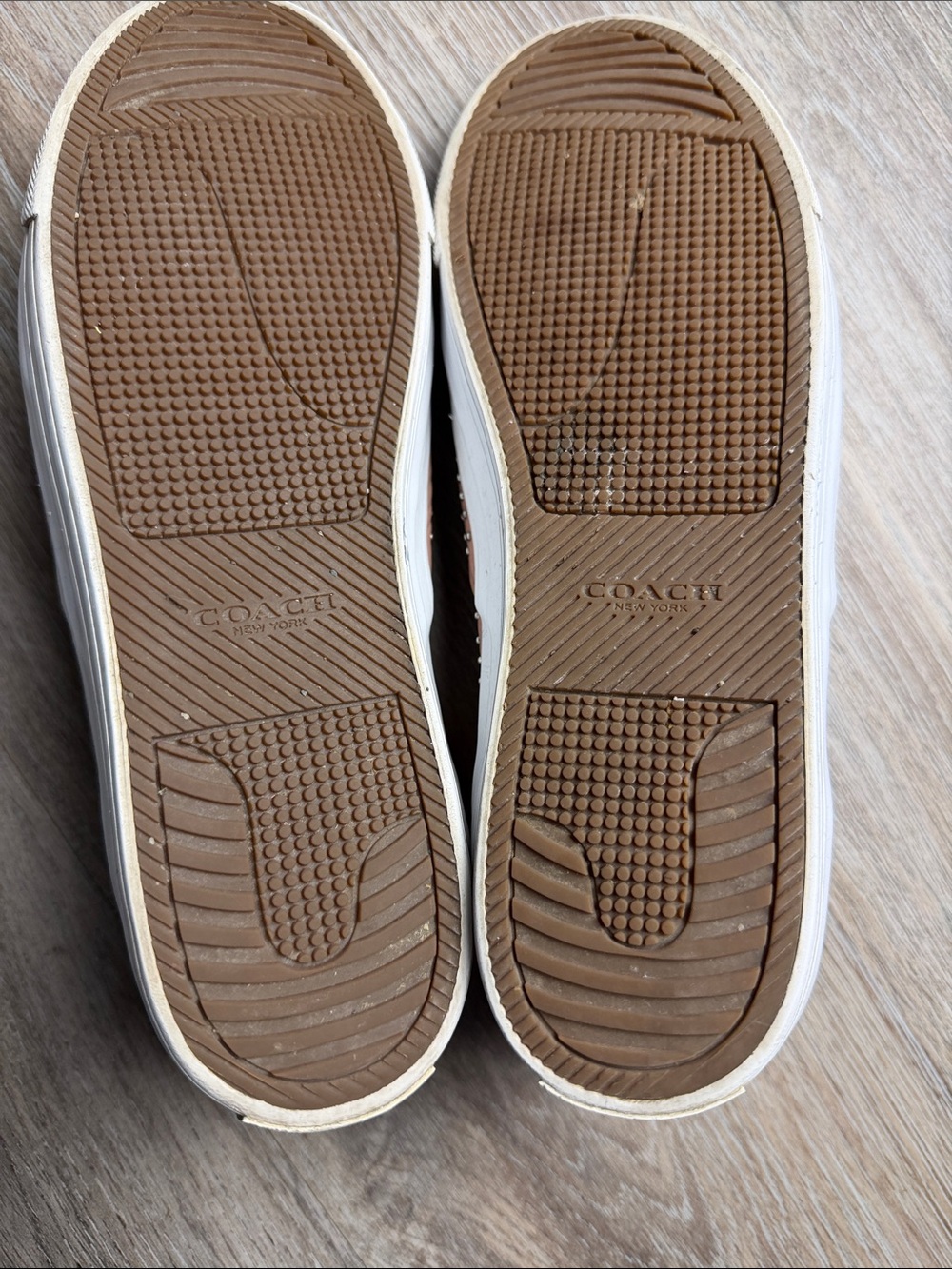 Coach Maggie Studded Slip On Sneakers Blush Pink Leather Shoes Women’s 10B - Picture 10 of 12